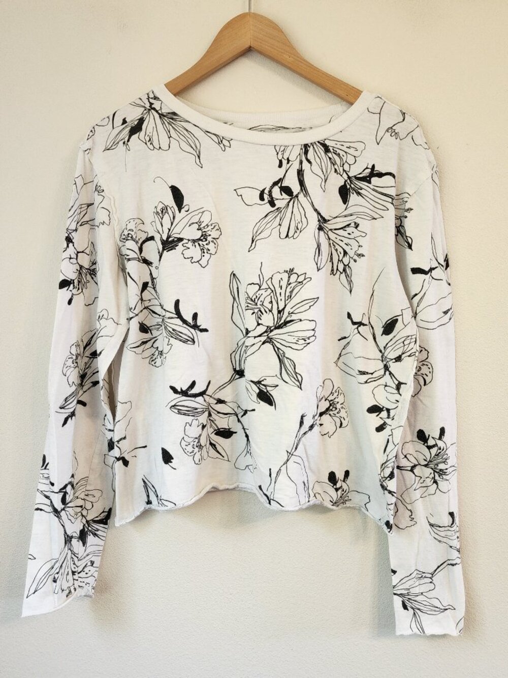 Anthropologie Maeve Floral Long Slv Crop Crewneck Top Raw Hem Women Sz L Casual